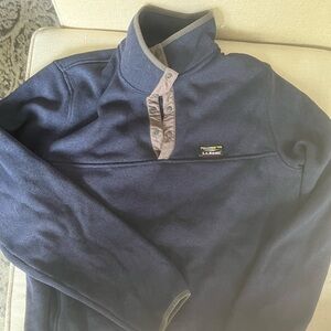 Large blue men’s LL Bean Sweater / pullover